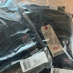559 Levi’s men’s 36x30 New still in plastic packaging.
